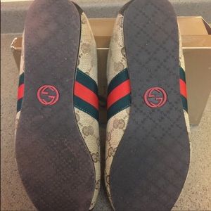 Vintage Gucci Women's athletic shoes